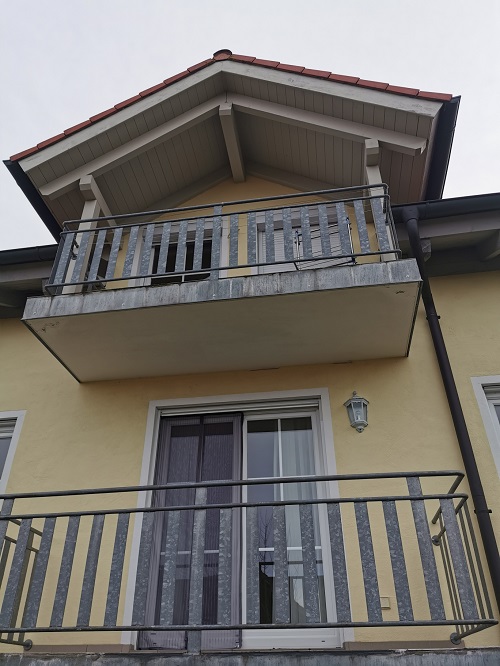 von unten und vorhandenses Dach.jpg